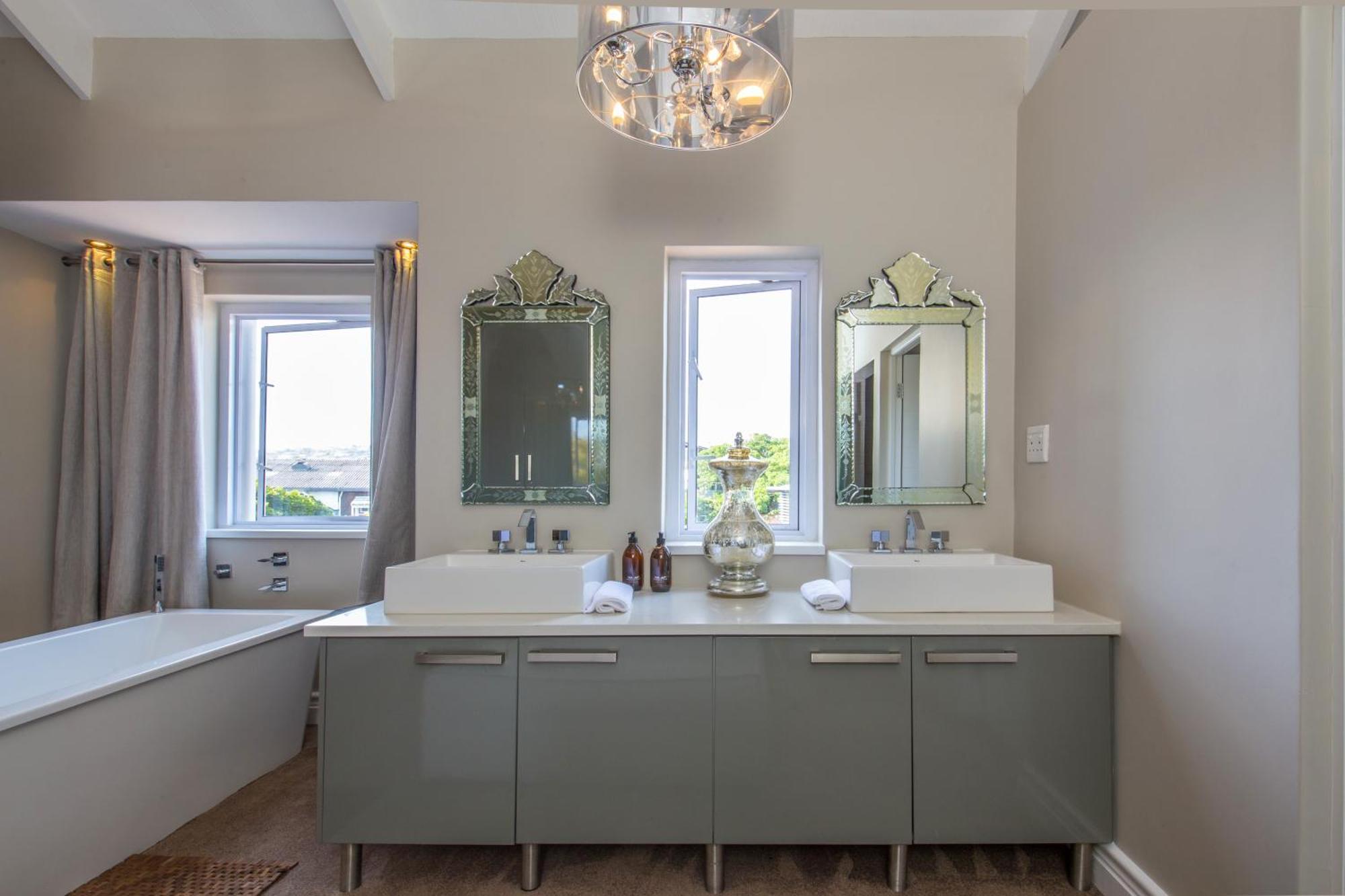 Thesen Harbour Town Apartments @ Beautiful Knysna Villas Habitación foto